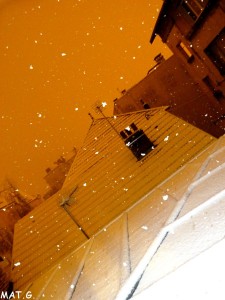 besancon-neigeux-nocturne